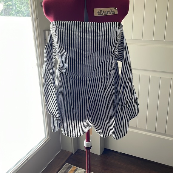 Missguided Strapless Romper - Picture 3 of 5